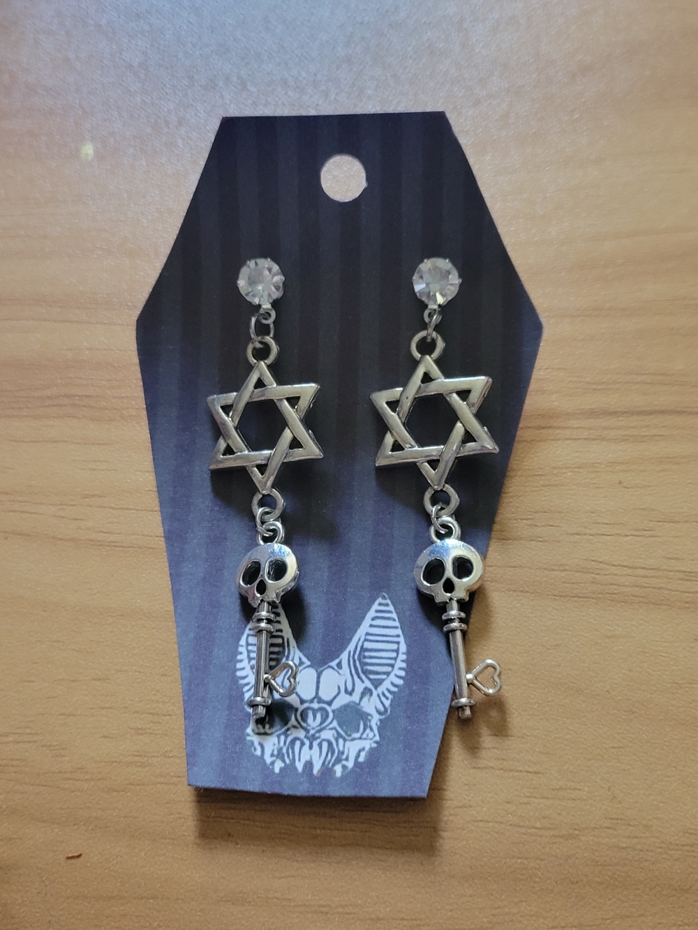 💀NEW💀Hand Crafted Silver Star & Skull Key Dangle Earrings